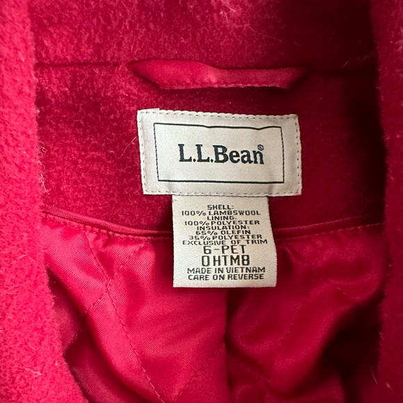 LL Bean Women’s Lambswool Red Thinsulate Insulated Peacoat Size 6P - Picture 7 of 8